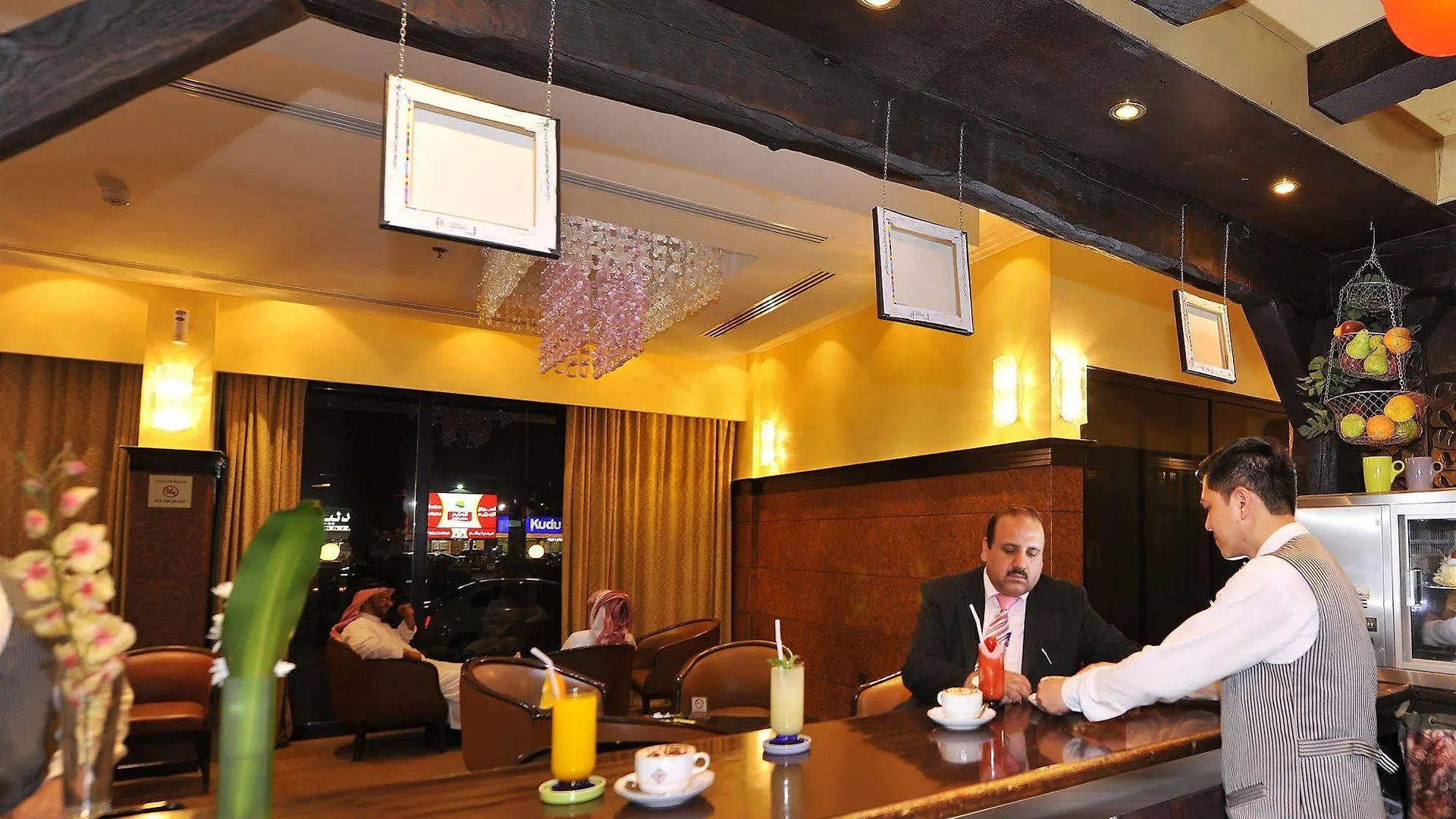 Seteen Palace Hotel Riyadh 4*,